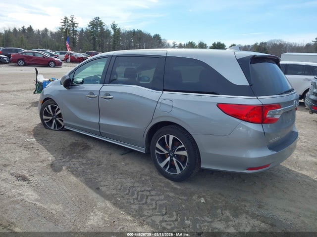 Honda Odyssey Elite 2018 5FNRL6H97JB026098 Image 3