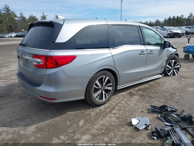 Honda Odyssey Elite 2018 5FNRL6H97JB026098 Image 4