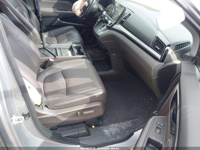 Honda Odyssey Elite 2018 5FNRL6H97JB026098 Image 5