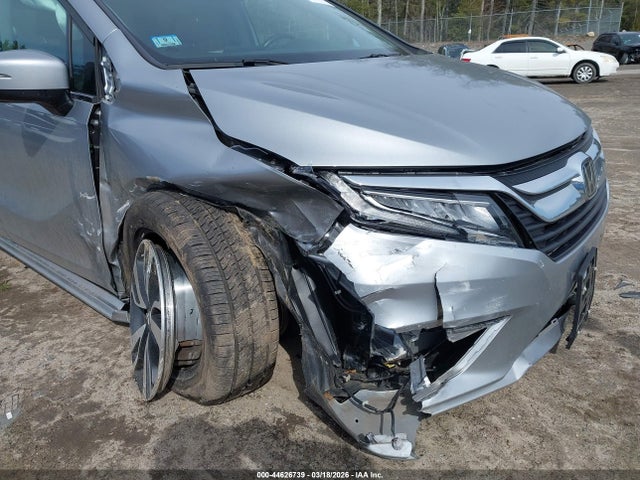 Honda Odyssey Elite 2018 5FNRL6H97JB026098 Image 6