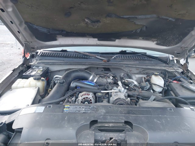 44626796 :رقم المزاد ، 1GCHK29214E311698 vin ، 2004 Chevrolet Silverado 2500hd Ls مزاد بيع