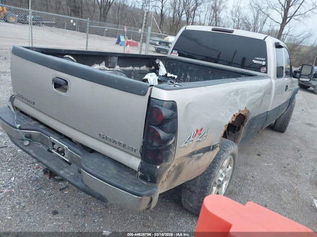 44626796 :رقم المزاد ، 1GCHK29214E311698 vin ، 2004 Chevrolet Silverado 2500hd Ls مزاد بيع