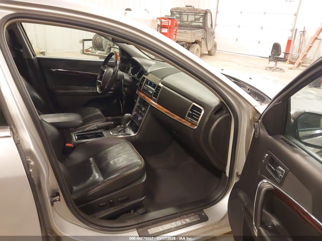 2010 LINCOLN MKZ 3LNHL2GC2AR605866 Photo 4