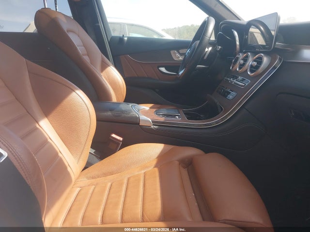 Продаж на аукціоні авто 2020 Mercedes-benz Glc 300, vin: W1N0G8DB5LF774471, номер лоту: 44626821