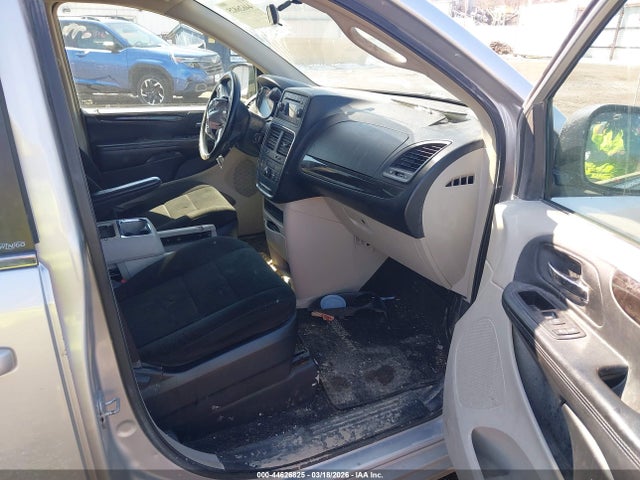 44626825 :رقم المزاد ، 2C4RDGDG6CR109553 vin ، 2012 Dodge Grand Caravan Crew مزاد بيع