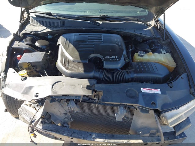 44626831 :رقم المزاد ، 2C3CDXBG2EH186474 vin ، 2014 Dodge Charger Se مزاد بيع