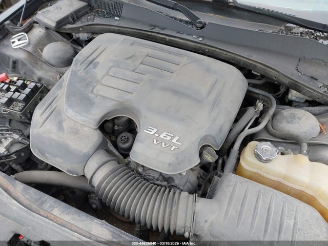 2015 Chrysler 300 300s მანქანა იყიდება აუქციონზე, vin: 2C3CCAGG1FH876503, აუქციონის ნომერი: 44626840