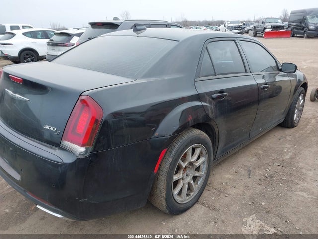 2015 Chrysler 300 300s მანქანა იყიდება აუქციონზე, vin: 2C3CCAGG1FH876503, აუქციონის ნომერი: 44626840