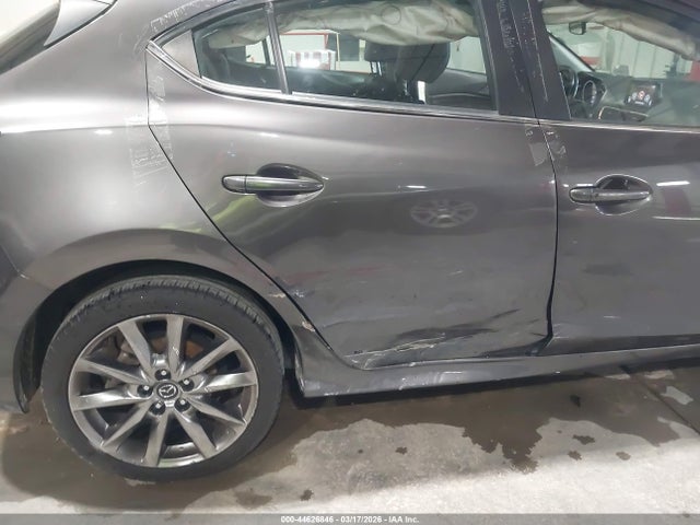 2018 Mazda Mazda3 Grand Touring მანქანა იყიდება აუქციონზე, vin: 3MZBN1M3XJM189613, აუქციონის ნომერი: 44626846