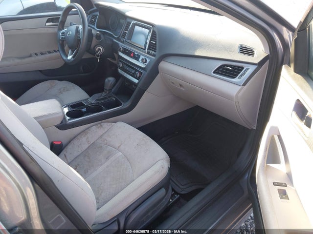 Hyundai SONATA SE 2019 5NPE24AF5KH785082 Image 5