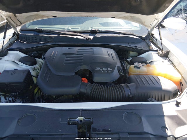 44626883 :رقم المزاد ، 2C3CDXHG8DH701371 vin ، 2013 Dodge Charger Sxt مزاد بيع