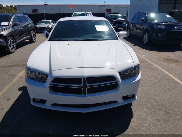 44626883 :رقم المزاد ، 2C3CDXHG8DH701371 vin ، 2013 Dodge Charger Sxt مزاد بيع