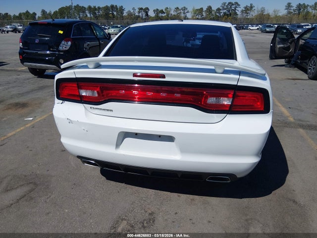 44626883 :رقم المزاد ، 2C3CDXHG8DH701371 vin ، 2013 Dodge Charger Sxt مزاد بيع