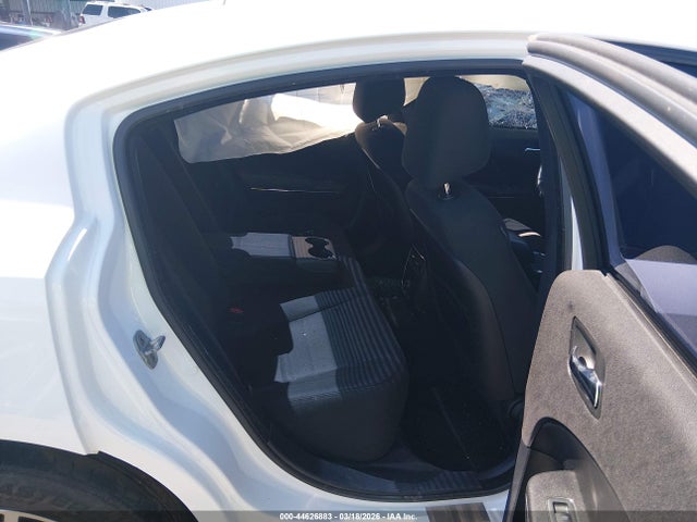 44626883 :رقم المزاد ، 2C3CDXHG8DH701371 vin ، 2013 Dodge Charger Sxt مزاد بيع