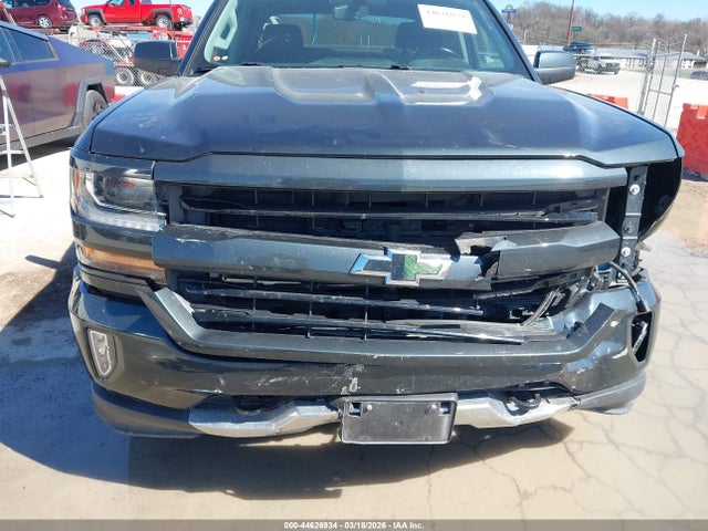 Auction sale of the 2018 Chevrolet Silverado 1500 2lt, vin: 3GCUKREC0JG502586, lot number: 44626934