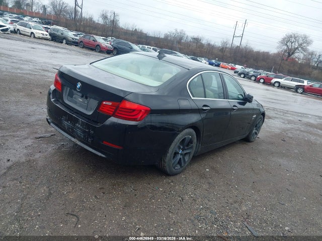 2012 BMW 528I WBAXH5C50CDW06825 Photo 3