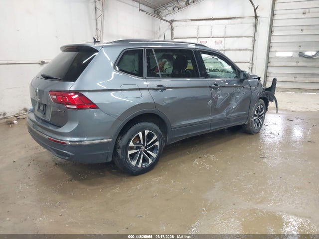 Продажа на аукционе авто 2022 Volkswagen Tiguan 2.0t S, vin: 3VV0B7AX2NM056719, номер лота: 44626965