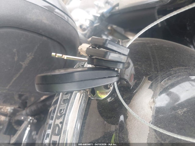 2020 HARLEY-DAVIDSON FLHTCUTG 1HD1MAF1XLB851079 Photo 10