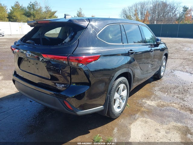 2022 TOYOTA HIGHLANDER 5TDCZRBH9NS204665 Photo 3