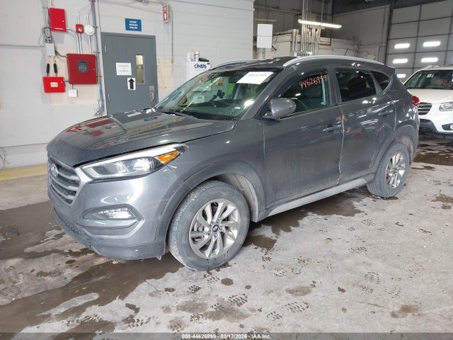 KM8J3CA4XHU467120 Hyundai TUCSON SE