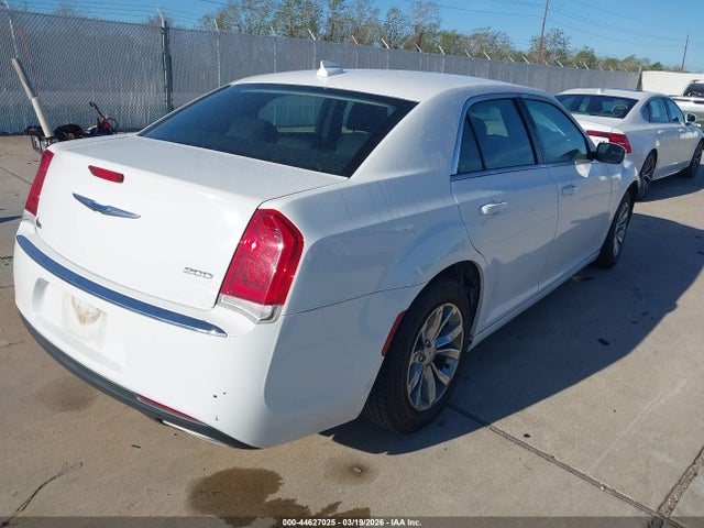 2C3CCAAG0JH317106 Chrysler 300 Touring