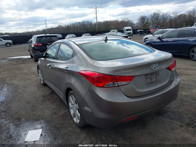 2011 HYUNDAI ELANTRA 5NPDH4AE4BH052815 Photo 2