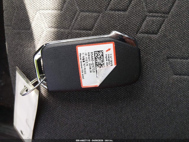 Продажа на аукционе авто 2025 Kia Seltos S, vin: KNDEU2AA1S7722584, номер лота: 44627115