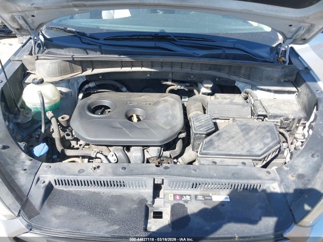 KM8J33A41HU329353 Hyundai TUCSON SE