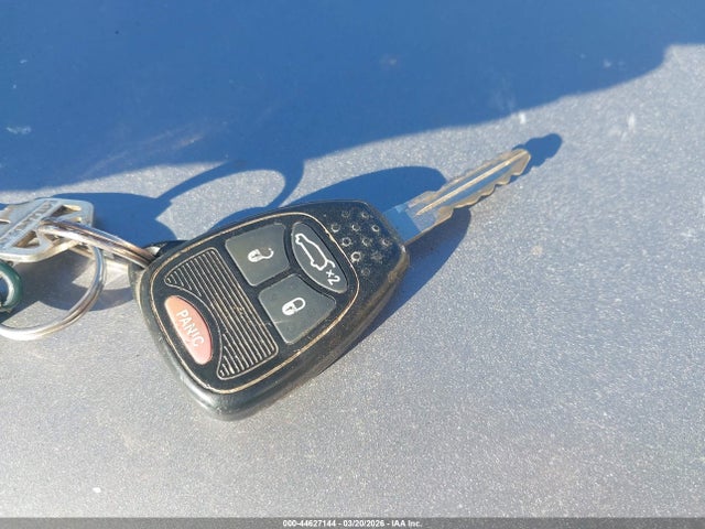 2014 CHRYSLER 200 1C3CCBAB5EN213802 Photo 10