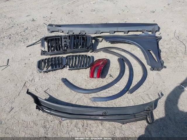 44627161 :رقم المزاد ، 5UXJU4C05LL227763 vin ، 2020 Bmw X5 M50i مزاد بيع