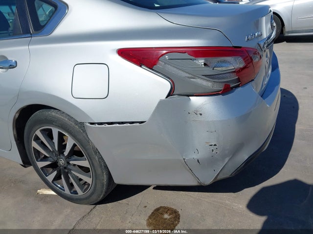 1N4AL3AP0JC111694 Nissan Altima 2.5 Sv