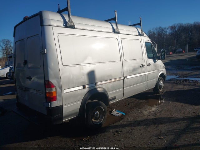 Продажа на аукционе авто 2004 Dodge Sprinter Van 3500 High Roof, vin: WD2PD444345631517, номер лота: 44627202