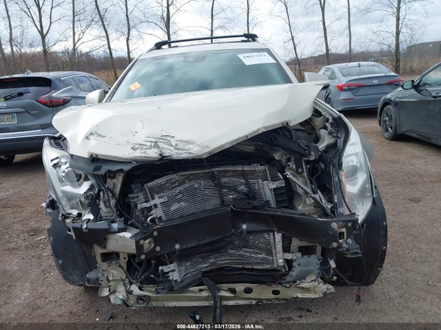 Продажа на аукционе авто 2015 Cadillac Srx Luxury Collection, vin: 3GYFNEE38FS521975, номер лота: 44627213