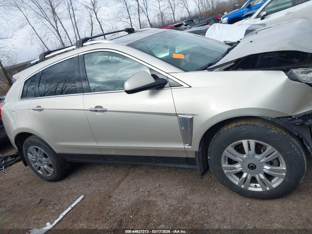 Продажа на аукционе авто 2015 Cadillac Srx Luxury Collection, vin: 3GYFNEE38FS521975, номер лота: 44627213