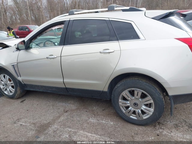 Продажа на аукционе авто 2015 Cadillac Srx Luxury Collection, vin: 3GYFNEE38FS521975, номер лота: 44627213