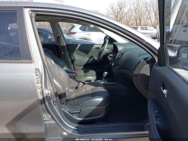 44627217 :رقم المزاد ، KMHDC8AE0BU089903 vin ، 2011 Hyundai Elantra Touring Se مزاد بيع