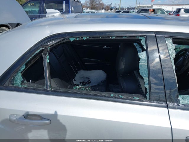 Aukcja sprzedaży 2023 Chrysler 300 Touring L, vin: 2C3CCADGXPH541939, numer aukcji: 44627223