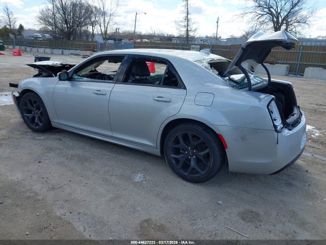 Aukcja sprzedaży 2023 Chrysler 300 Touring L, vin: 2C3CCADGXPH541939, numer aukcji: 44627223