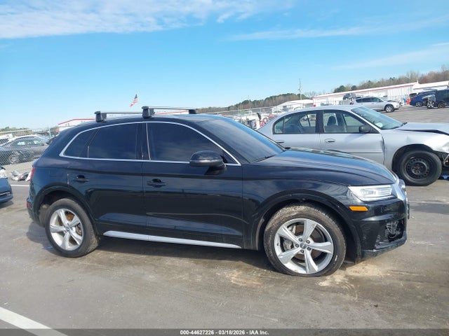 Aukcja sprzedaży 2020 Audi Q5 Premium 45 Tfsi Quattro S Tronic/titanium Premium 45 Tfsi Quattro S Tronic, vin: WA1ANAFYXL2037083, numer aukcji: 44627226