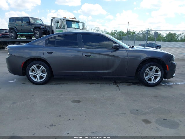 2C3CDXBG8LH190171 Dodge Charger Sxt Rwd