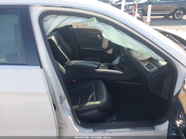 2014 MERCEDES-BENZ E 350 WDDHF5KB4EB009928 Photo 4