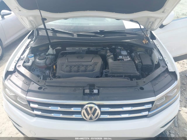 44627274 :رقم المزاد ، 3VV5B7AX9JM119833 vin ، 2018 Volkswagen Tiguan 2.0t Sel Premium مزاد بيع