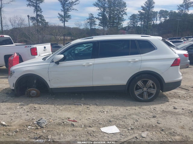 44627274 :رقم المزاد ، 3VV5B7AX9JM119833 vin ، 2018 Volkswagen Tiguan 2.0t Sel Premium مزاد بيع