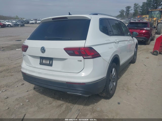 44627274 :رقم المزاد ، 3VV5B7AX9JM119833 vin ، 2018 Volkswagen Tiguan 2.0t Sel Premium مزاد بيع