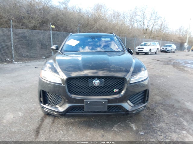 Jaguar F-PACE S 2017 SADCM2BV1HA499908 Image 13