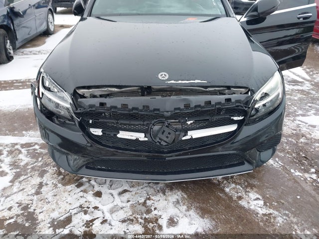 44627287 :رقم المزاد ، W1KWF8EB6MR648967 vin ، 2021 Mercedes-benz C 300 4matic مزاد بيع