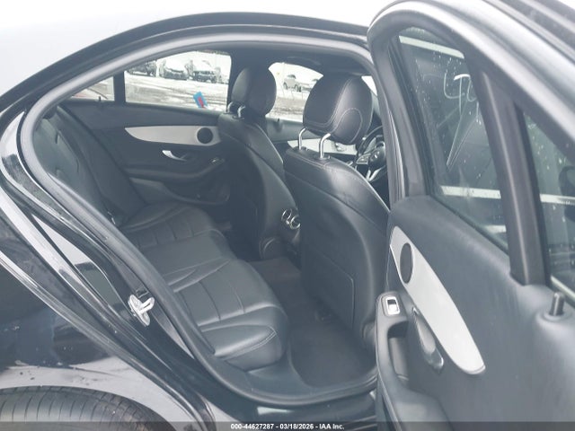44627287 :رقم المزاد ، W1KWF8EB6MR648967 vin ، 2021 Mercedes-benz C 300 4matic مزاد بيع