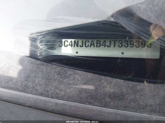 44627294 :رقم المزاد ، 3C4NJCAB4JT339398 vin ، 2018 Jeep Compass Sport Fwd مزاد بيع