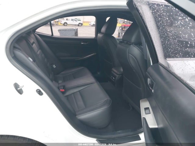 2016 LEXUS IS 200T JTHBA1D29G5025580 Photo 7