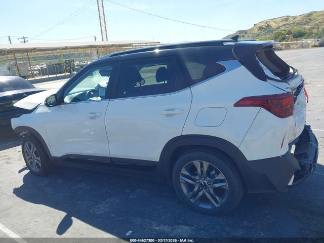 44627300 :رقم المزاد ، KNDEU2AAXP7418418 vin ، 2023 Kia Seltos S مزاد بيع